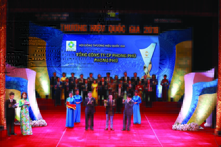 Phong Phú nhận giải thưởng thương hiệu Quốc gia 2018